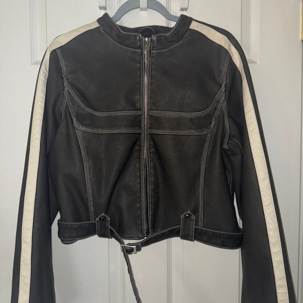 Urban Outfitters Faux Leather Jacket - Picture 2 of 4
